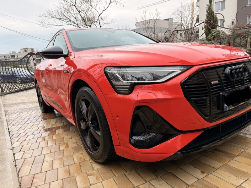 Audi E-Tron 55 SPORTBACK S quattro, снимка 6 - Автомобили и джипове - 53186798