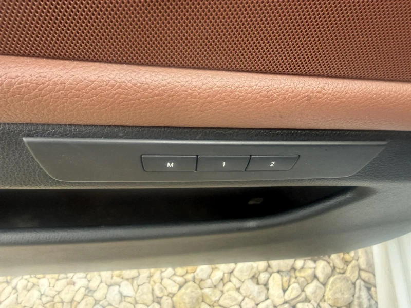 BMW 535 d X DRIVE M SPORT БАРТЕР ЛИЗИНГ, снимка 13 - Автомобили и джипове - 53402285