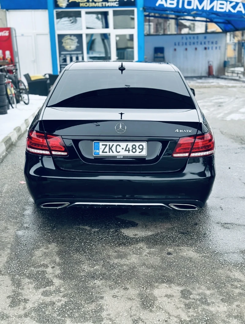 Mercedes-Benz E 250, снимка 4 - Автомобили и джипове - 53581971