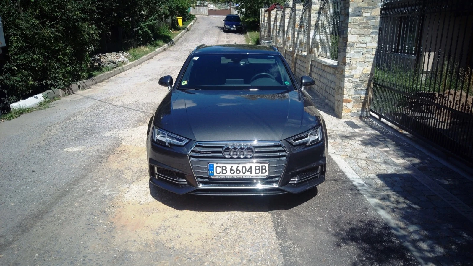 Audi A4  - изображение 2