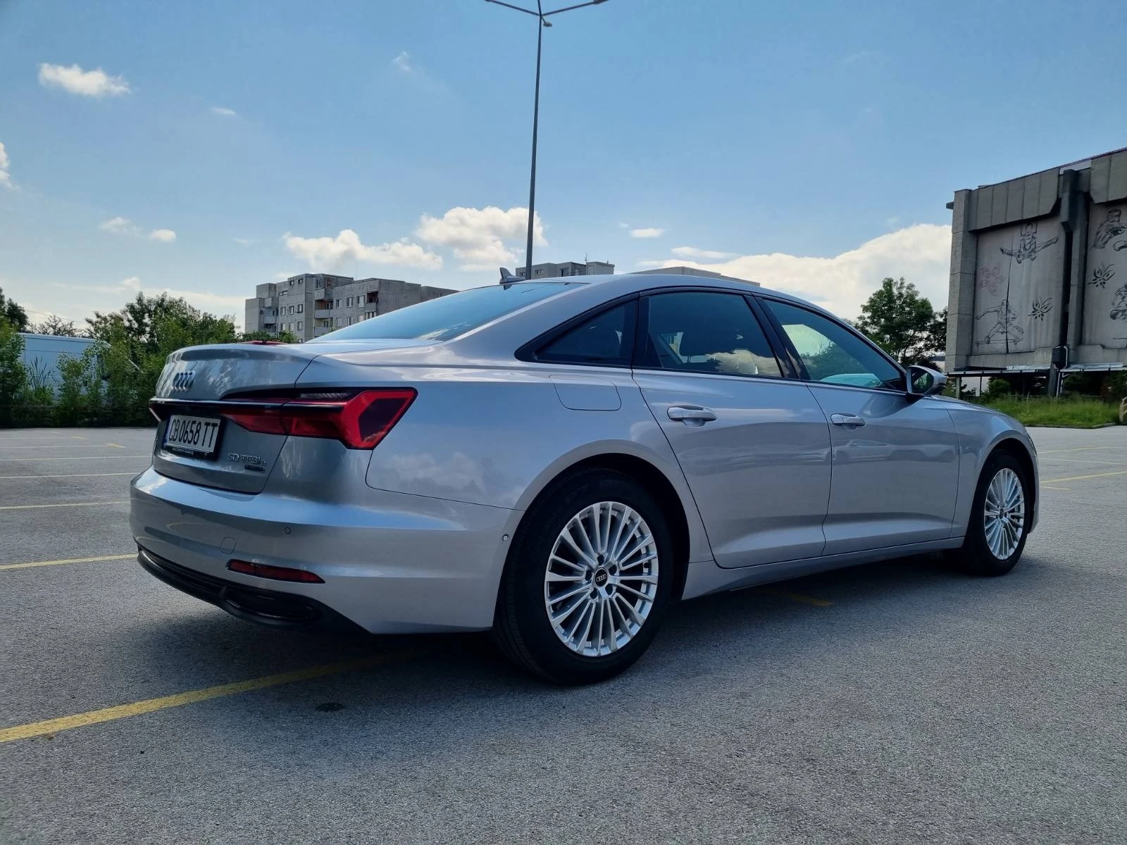 Audi A6 50 хибрид 35000 kм. Гаранция с ДДС - изображение 5