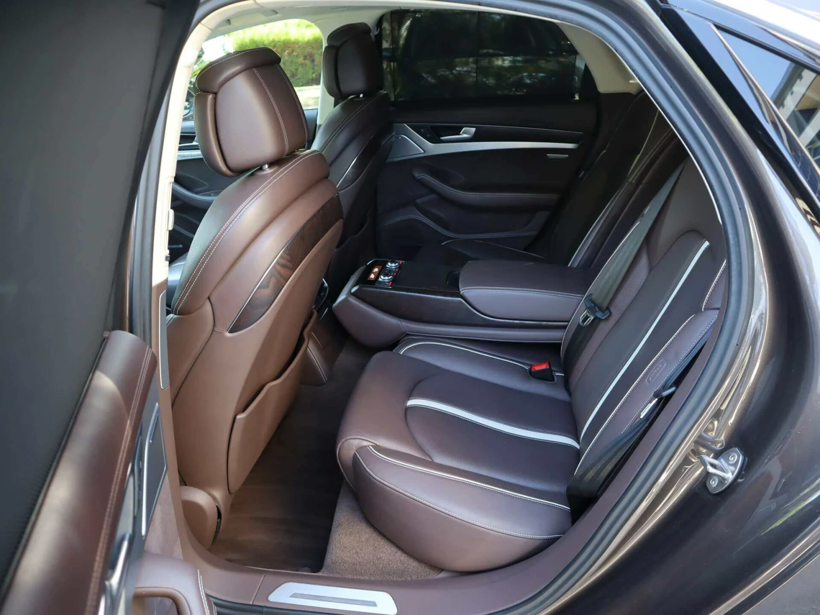 Audi A8 4.2TDI/Design Selection/Bose/Камера 360/Дистроник - изображение 10