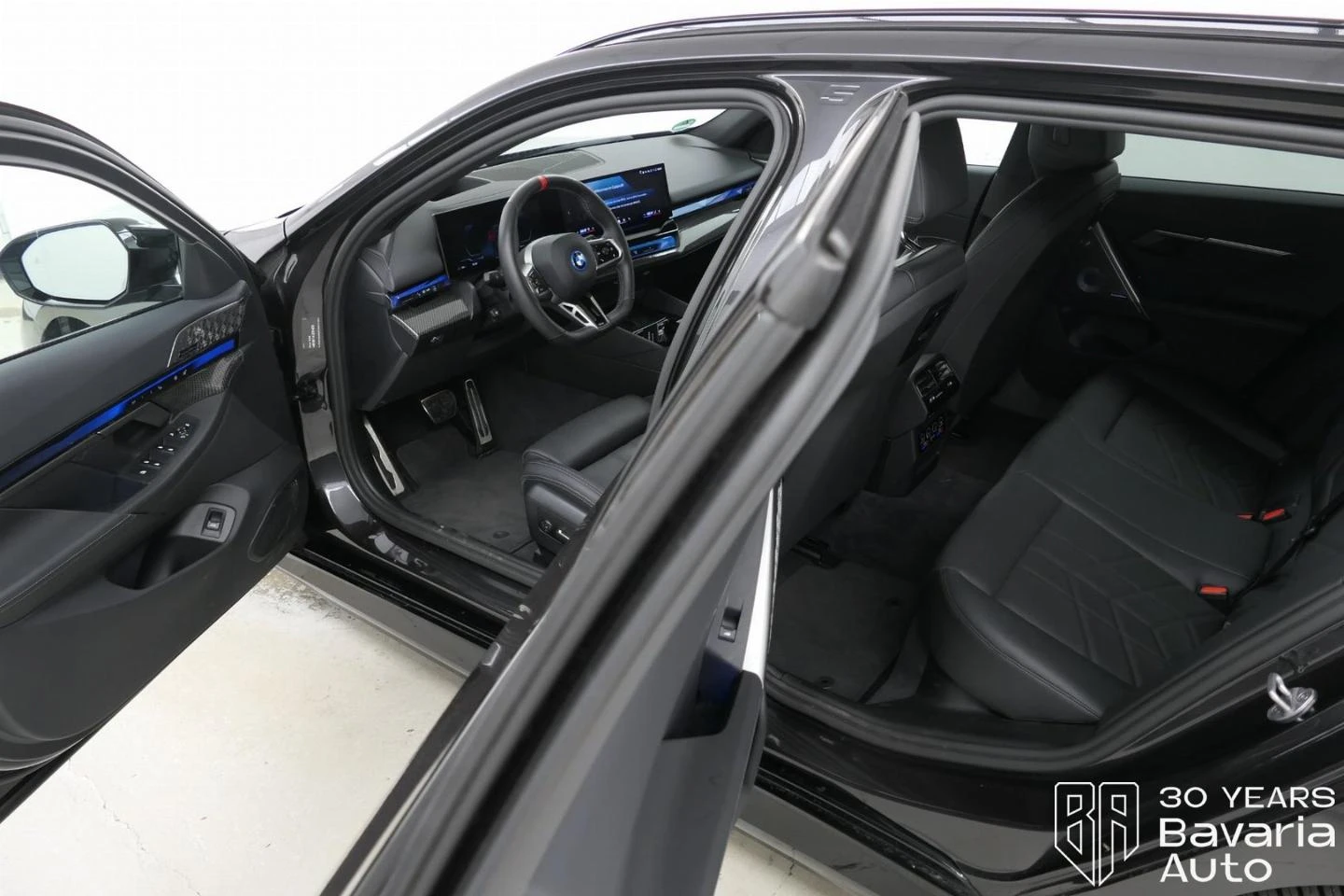 BMW i5 M60 xDrive Touring Automatic - изображение 5