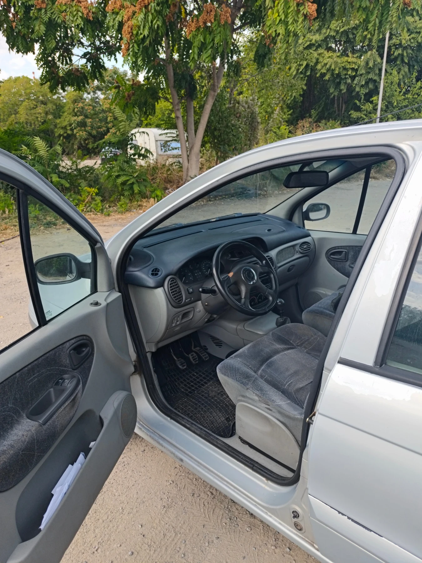 Renault Scenic  - изображение 4