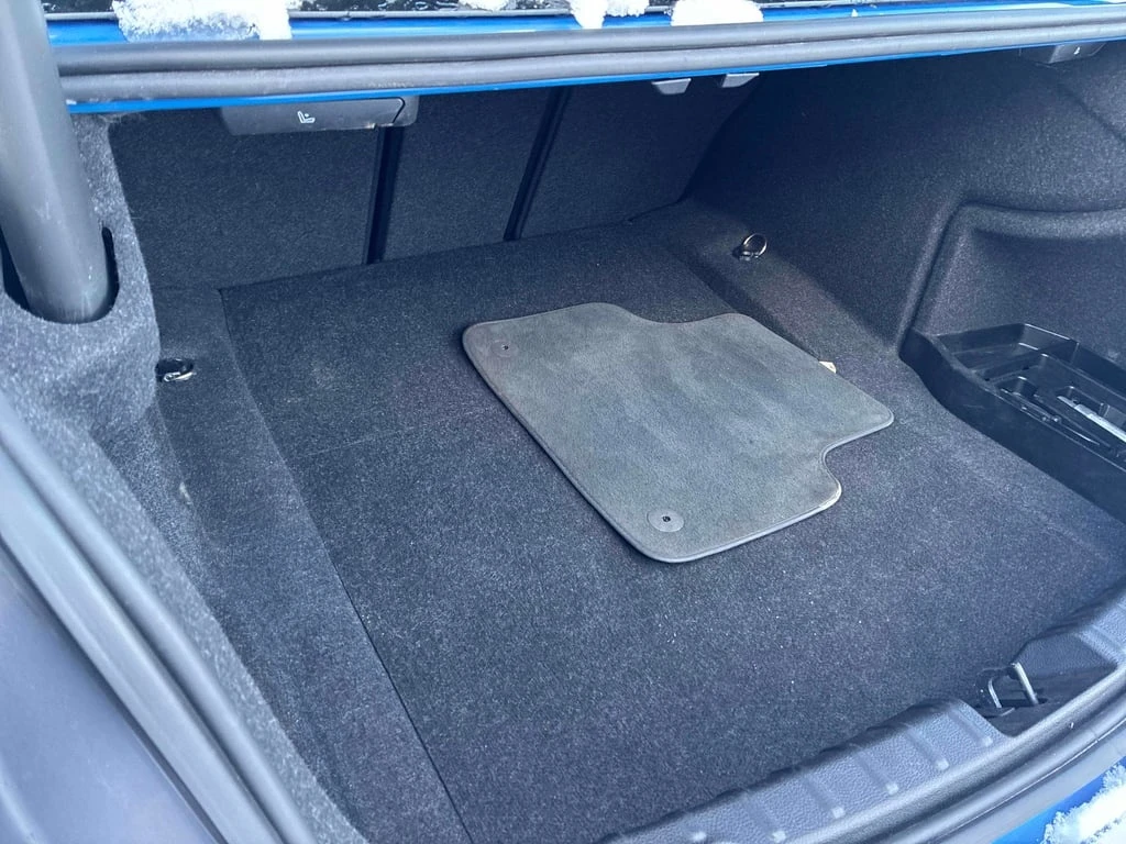 BMW 330 330i xDrive  CARFAX | Mobile.bg � ����������� 14