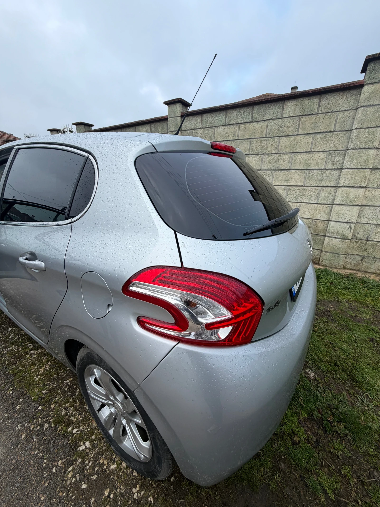 Peugeot 208 | Mobile.bg � ����������� 3