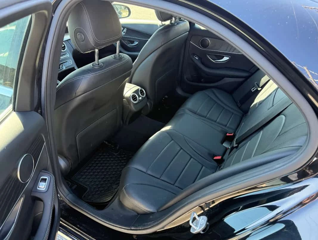 Mercedes-Benz C 300 4MATIC* PANORAMA* ПОДГРЕВИ* KEYLESS* , снимка 11 - Автомобили и джипове - 54001495