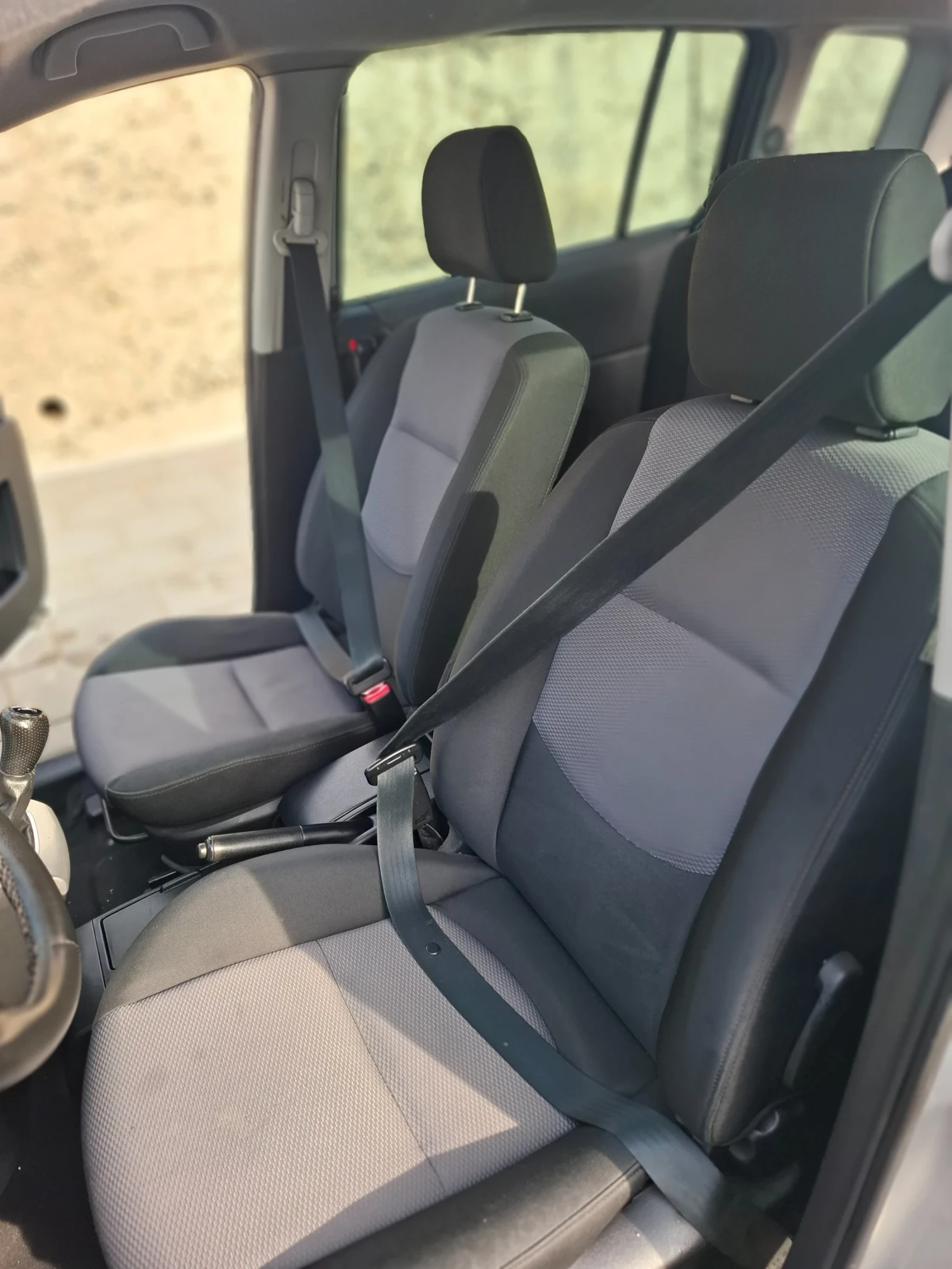 Mazda 5, снимка 7 - Автомобили и джипове - 54031841