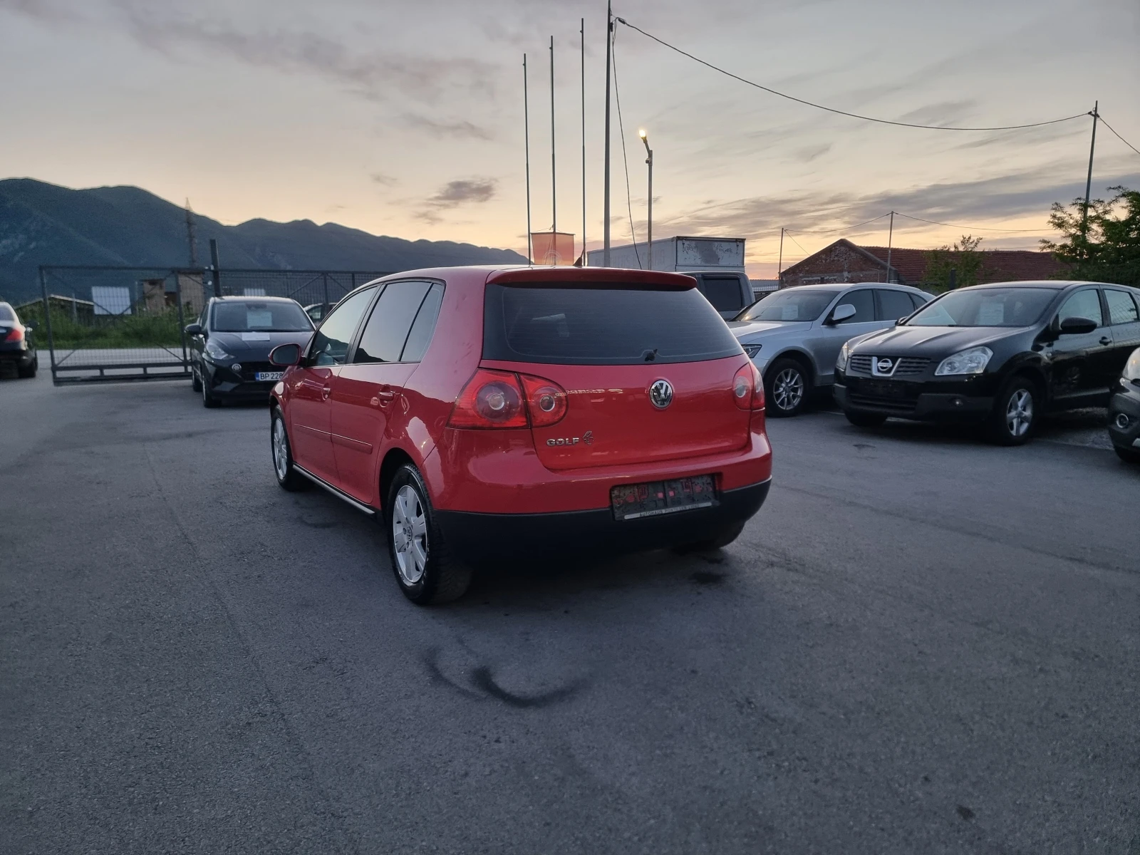 VW Golf 1.4I, снимка 5 - Автомобили и джипове - 54547869