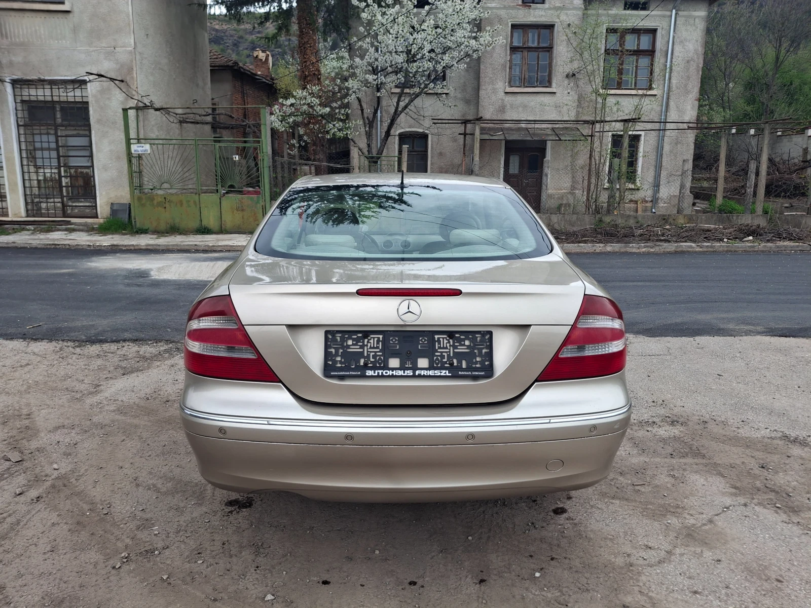 Mercedes-Benz CLK 2.7cdi.avtomat.koja, снимка 4 - Автомобили и джипове - 54447877