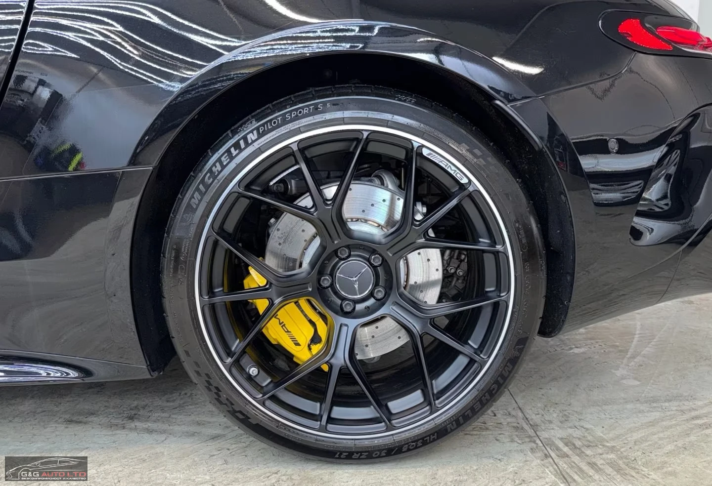 Mercedes-Benz AMG GT 63/4M+ /PREMIUM/585HP/BURM./NAVI/NAPPA/360/230h, снимка 8 - Автомобили и джипове - 54597786