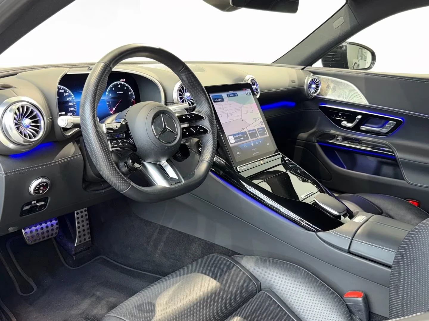Mercedes-Benz AMG GT 63/4M+ /PREMIUM/585HP/BURM./NAVI/NAPPA/360/230h, снимка 10 - Автомобили и джипове - 54597786