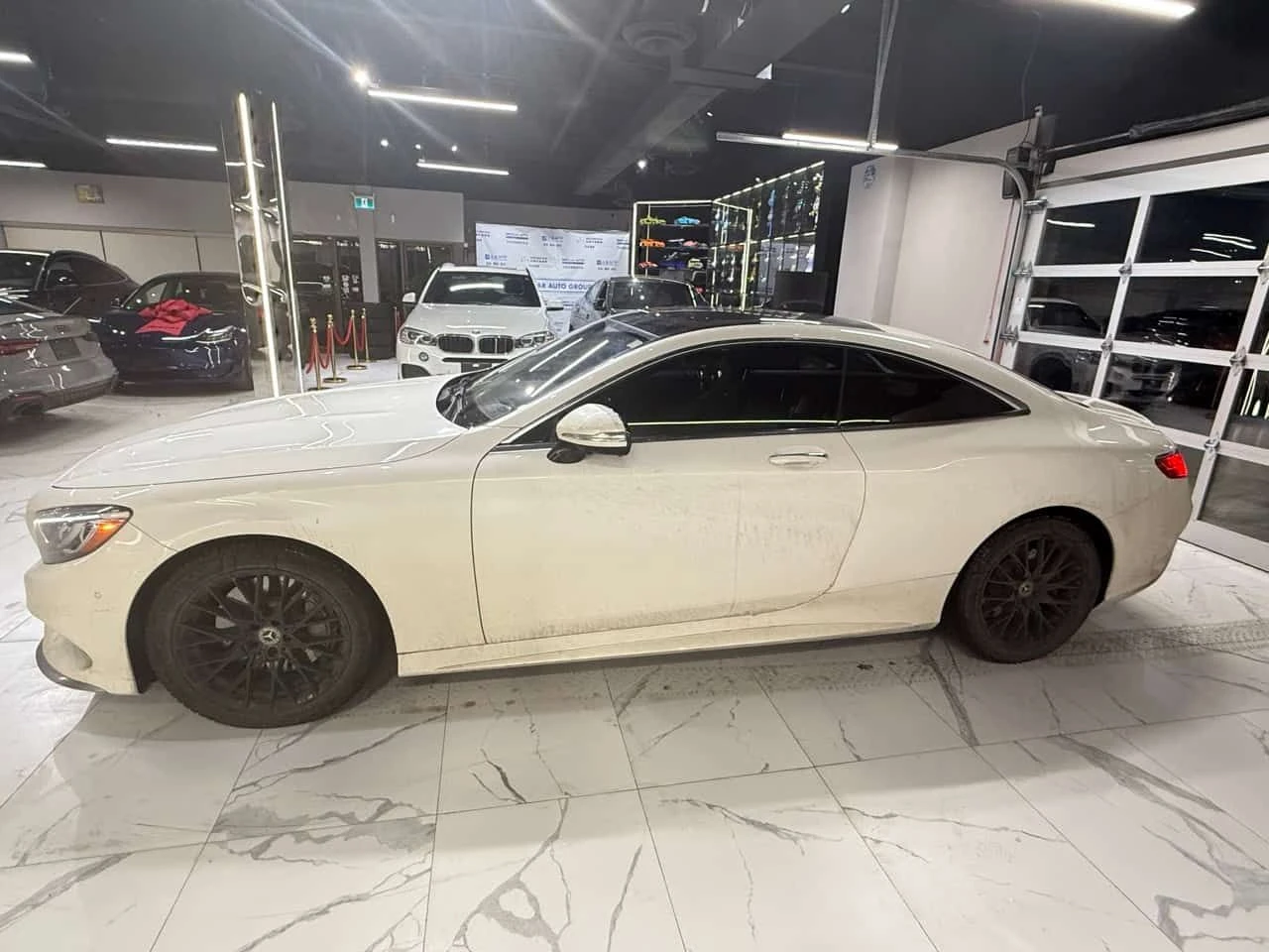 Mercedes-Benz S 550 | DISTRONIC| 360| HUD| BURMESTER| ОБДУХ| ПОДГРЕВИ, снимка 2 - Автомобили и джипове - 54623334