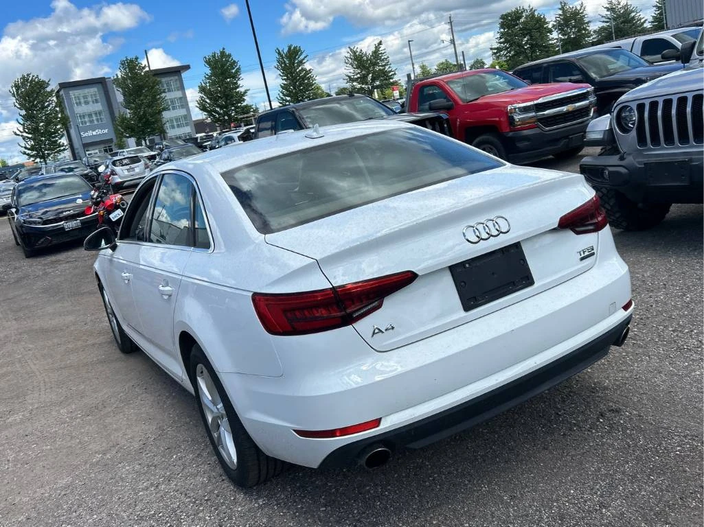 Audi A4 quattro* CARFAX* ОПЦИЯ ЗА ФИНАНСИРАНЕ* , снимка 4 - Автомобили и джипове - 54929182