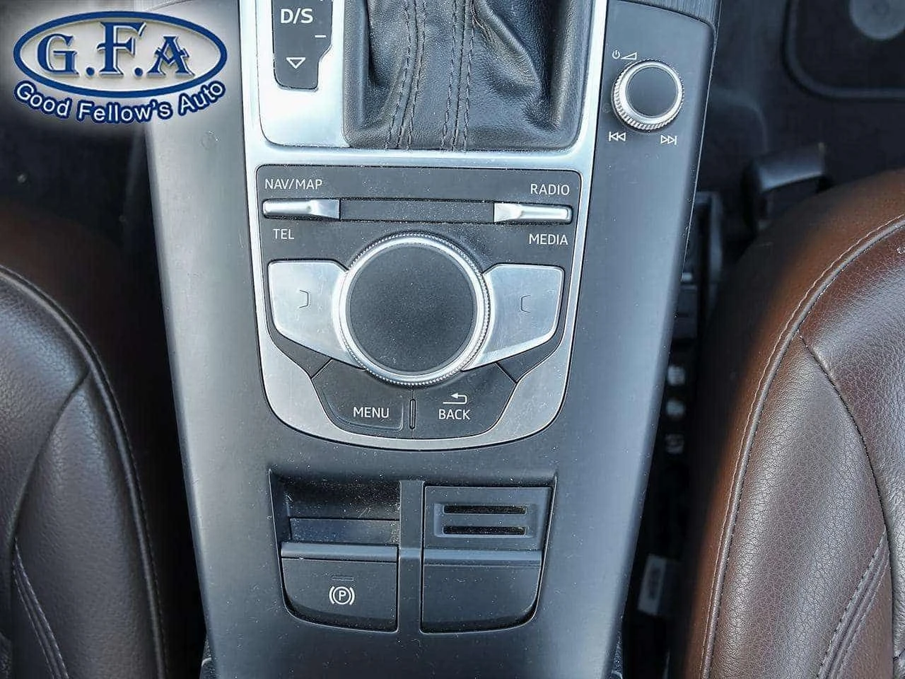 Audi A3 * KOMFORT MODEL, FWD, LEATHER SEATS, SUNROOF, REAR, снимка 14 - Автомобили и джипове - 55152266