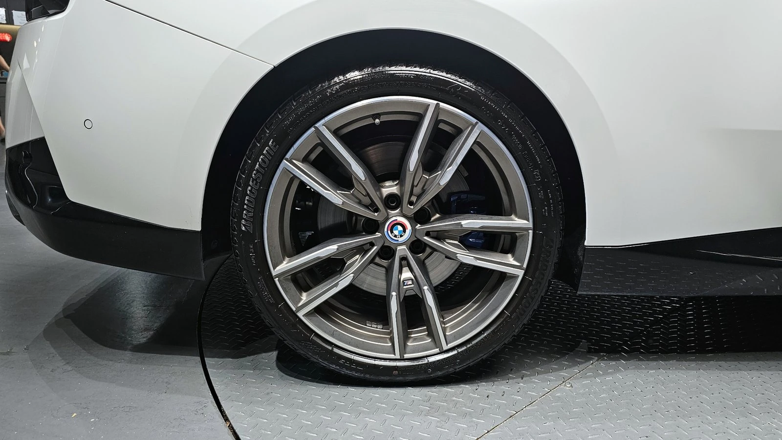 BMW 240 НАЛИЧНА КРАЙНА ЦЕНА, снимка 4 - Автомобили и джипове - 55227128