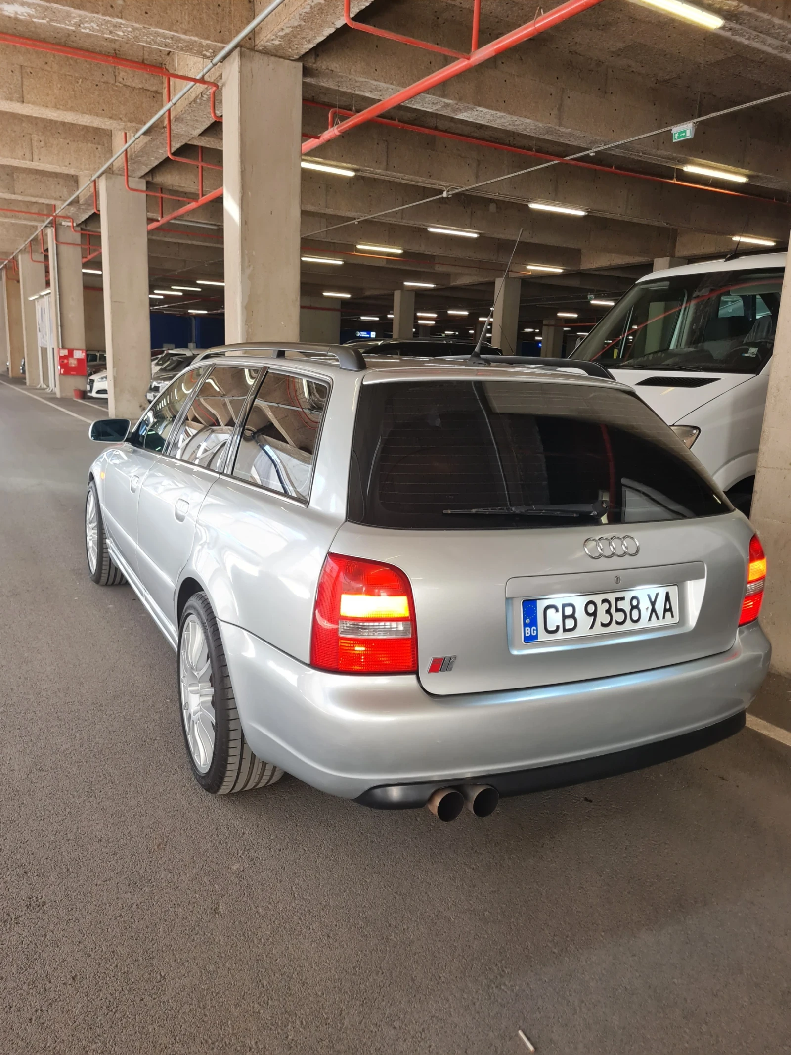 Audi S4, снимка 4 - Автомобили и джипове - 55565632