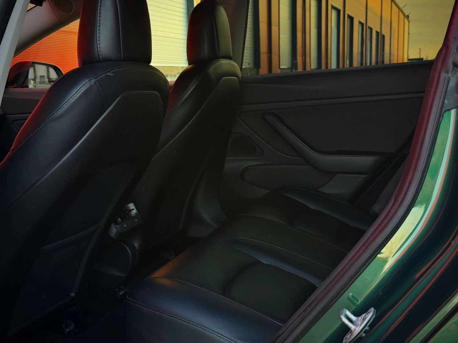 Tesla Model 3, снимка 12 - Автомобили и джипове - 55974842