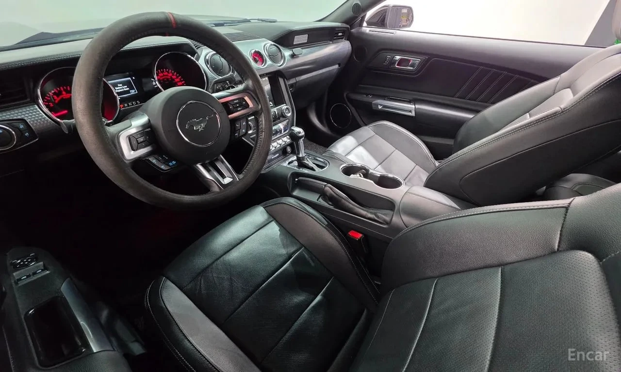 Ford Mustang * Coupe /КОЖА/ПОДГРЕВ/ОБДУХ/НАВИ, снимка 7 - Автомобили и джипове - 56130853