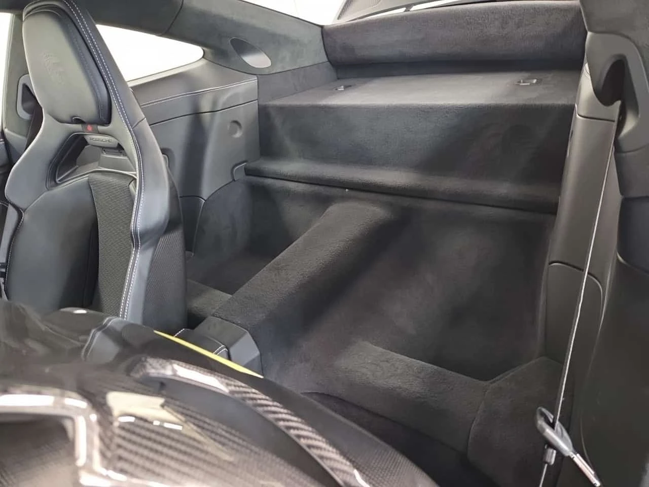 Porsche 911 GT3 TOURING PACKAGE| MANUAL| BOSE| 2 КЛЮЧА, снимка 12 - Автомобили и джипове - 56313891