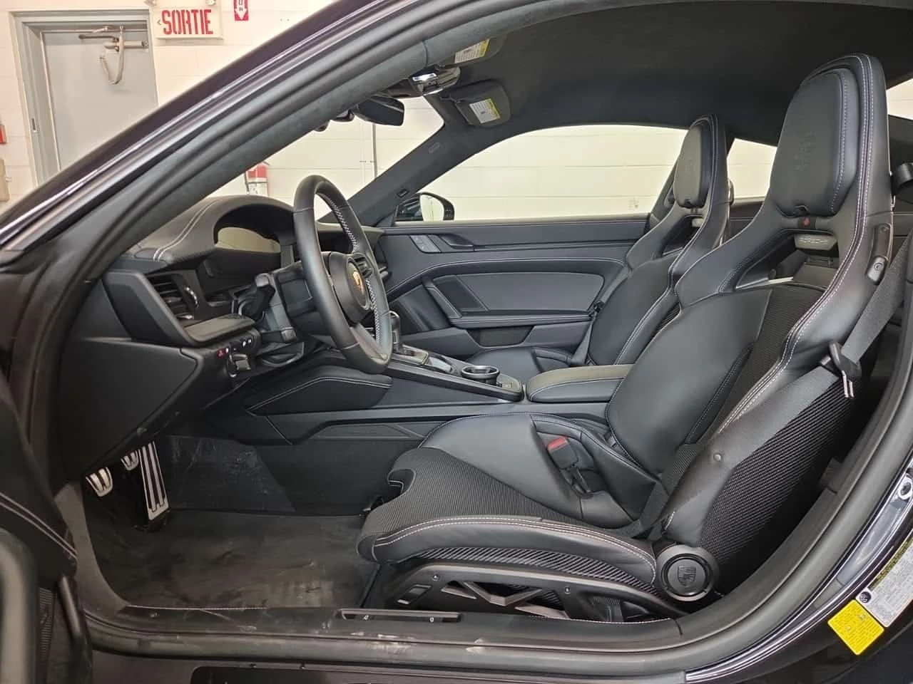 Porsche 911 GT3 TOURING PACKAGE| MANUAL| BOSE| 2 КЛЮЧА, снимка 5 - Автомобили и джипове - 56313891