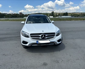  Mercedes-Benz GLC 30...