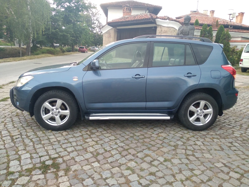 Toyota Rav4 d4d 136кс кожа, снимка 4 - Автомобили и джипове - 48280986