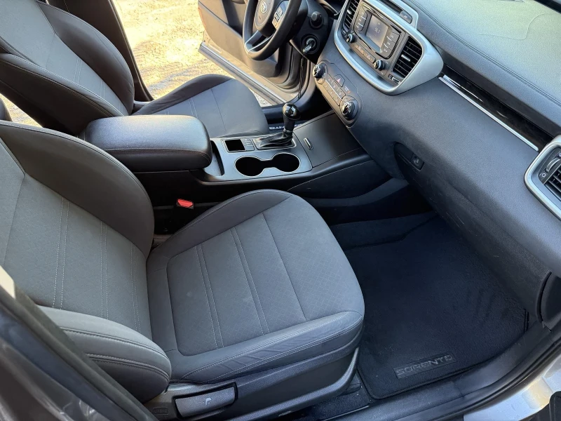 Kia Sorento 3.3 , снимка 14 - Автомобили и джипове - 52238410