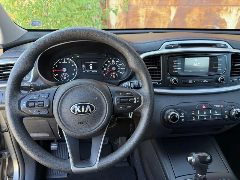 Kia Sorento 3.3 , снимка 7 - Автомобили и джипове - 52238410