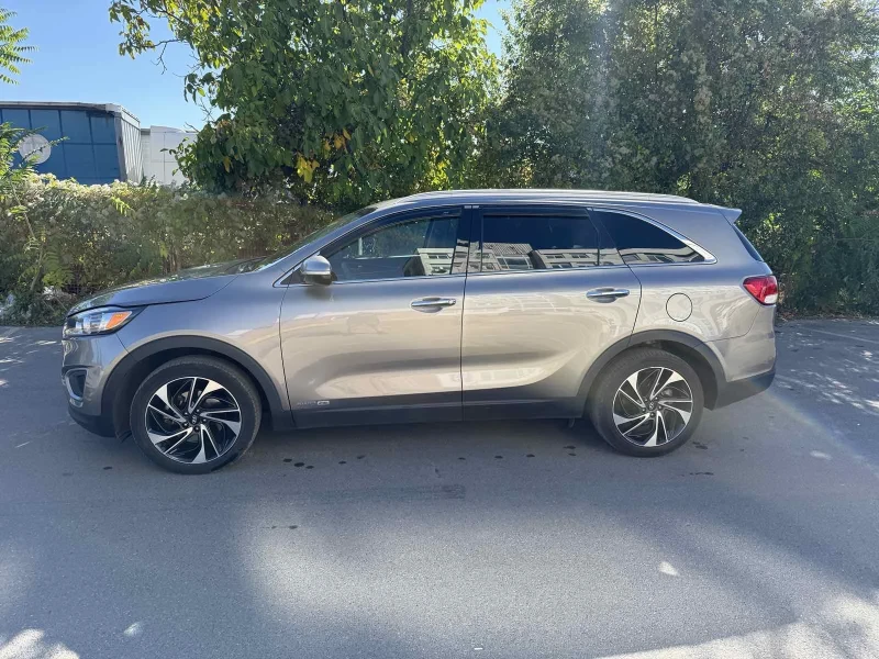 Kia Sorento 3.3 , снимка 3 - Автомобили и джипове - 52238410