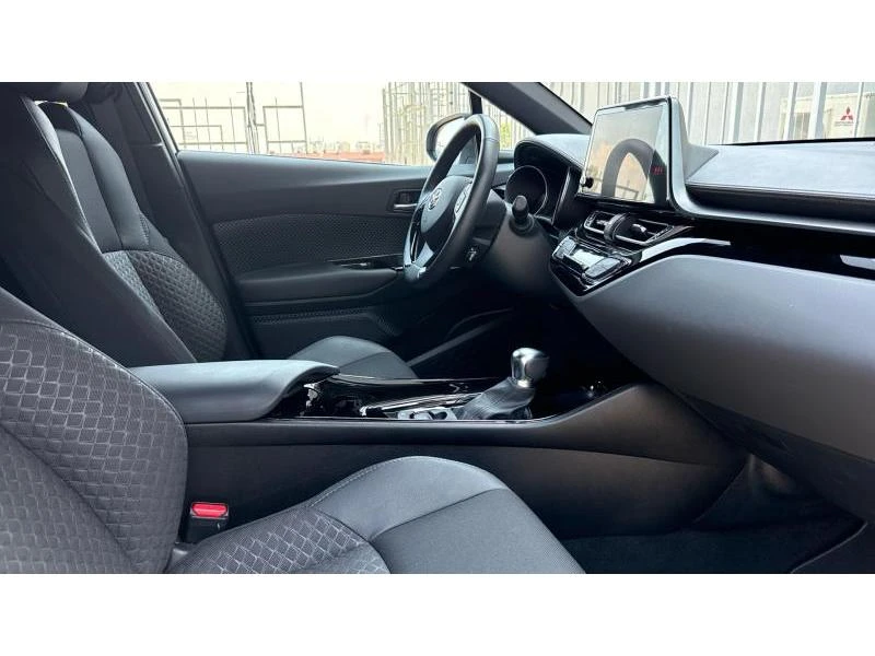 Toyota C-HR 1.8 HSD Classy - изображение 6