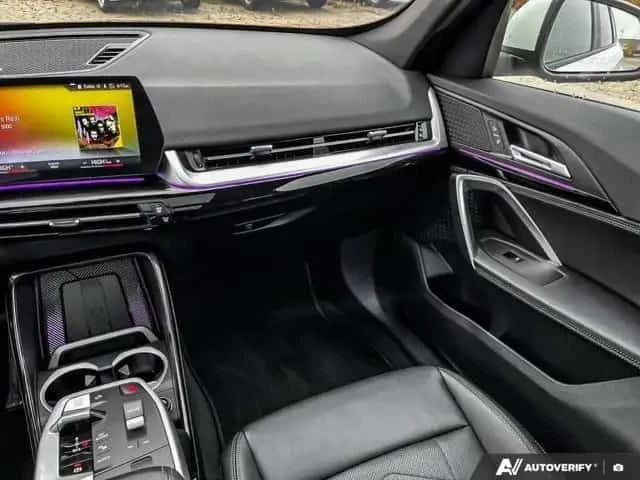 BMW X1 xDrive28i * Keyless * ПОДГРЕВИ* CARFAX, снимка 10 - Автомобили и джипове - 53536280