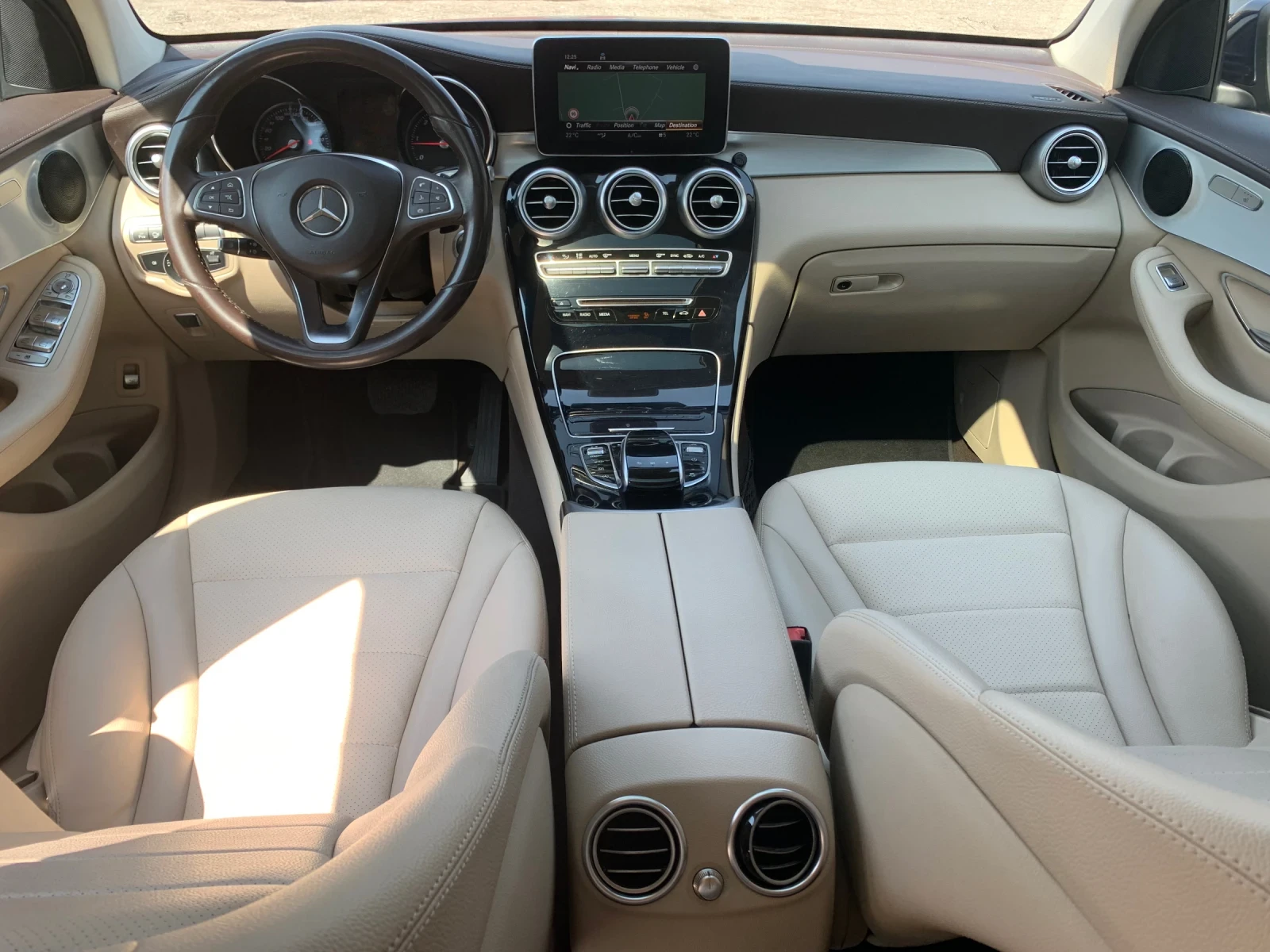 Mercedes-Benz GLC 250 AMG* PREMIUM* 9G* 360cam* AIRMATIC* 4x4 - изображение 9