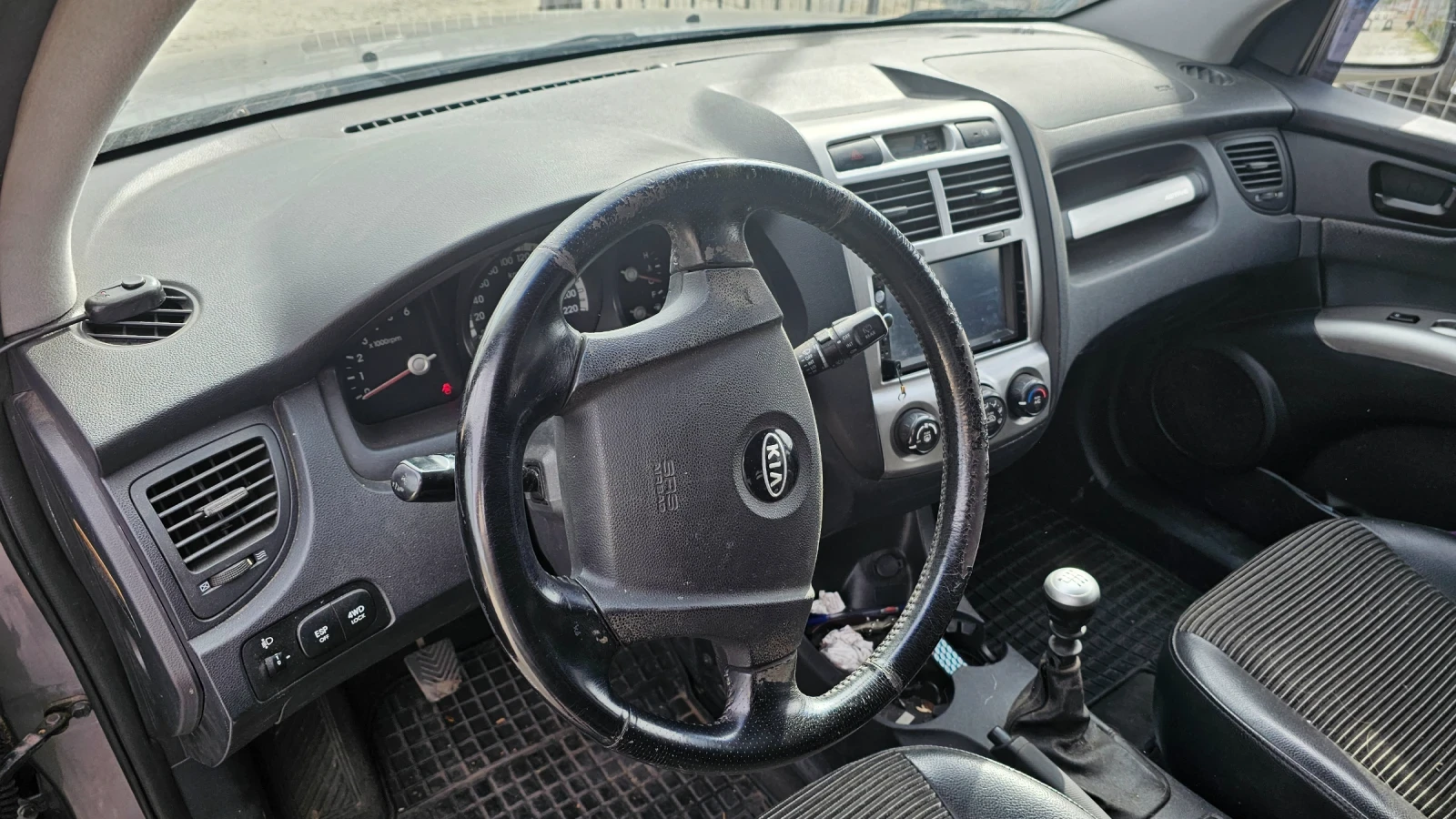 Kia Sportage 2.0 crdi 140 - изображение 7