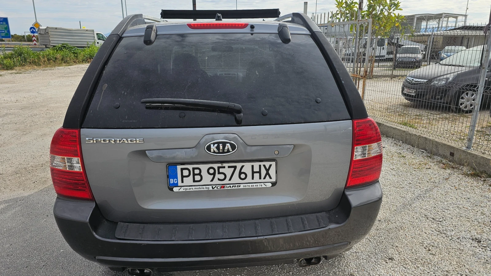 Kia Sportage 2.0 crdi 140 - изображение 3