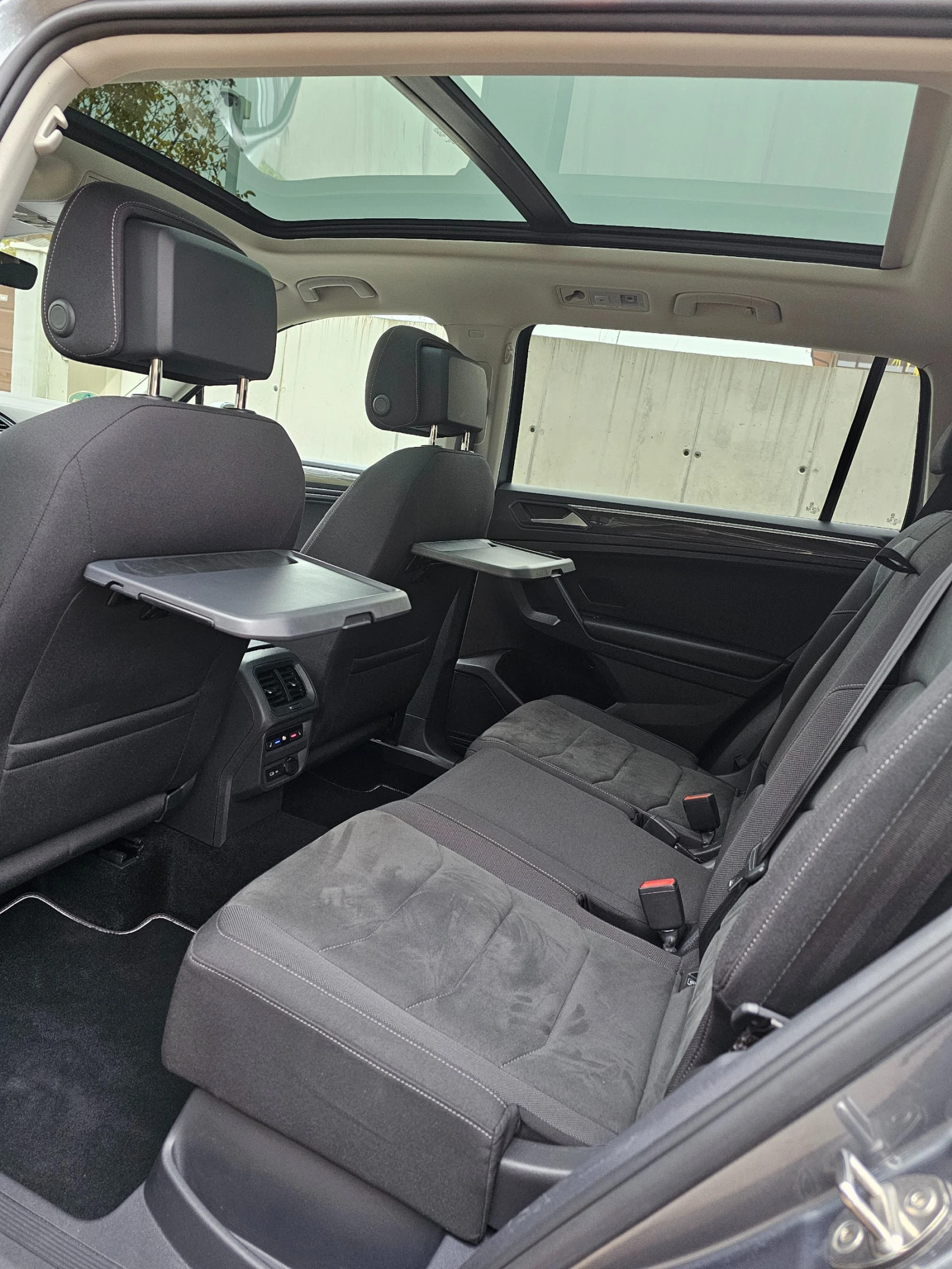 VW Tiguan Alspace Highline 4Motion 2.0tdi 200  DCC | Mobile.bg   13