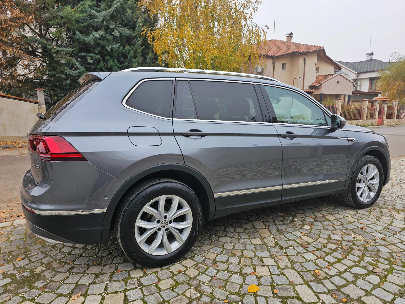 VW Tiguan Alspace Highline 4Motion 2.0tdi 200кс Панорама DCC - изображение 3