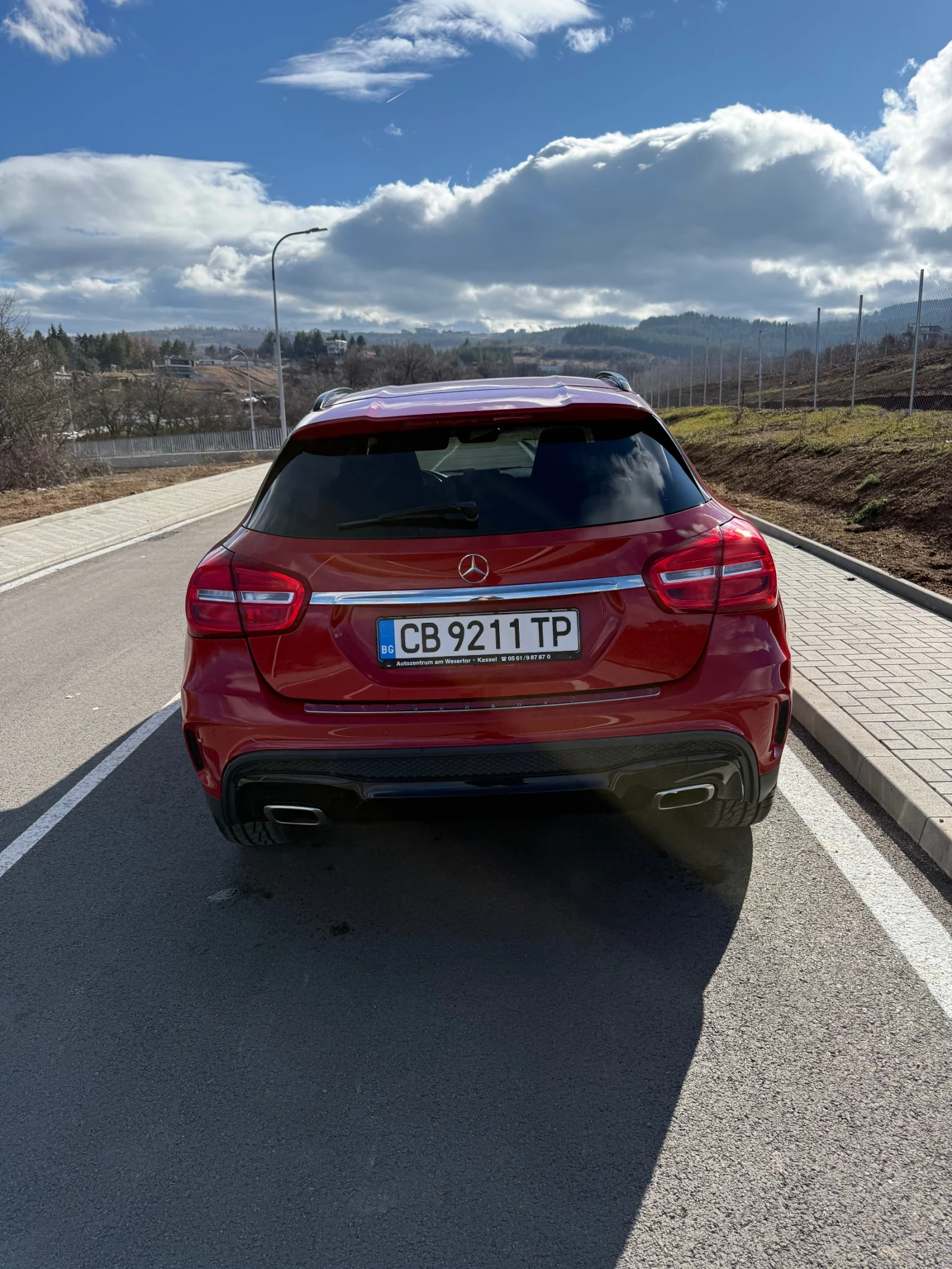 Mercedes-Benz GLA 200 AMG Line - изображение 3