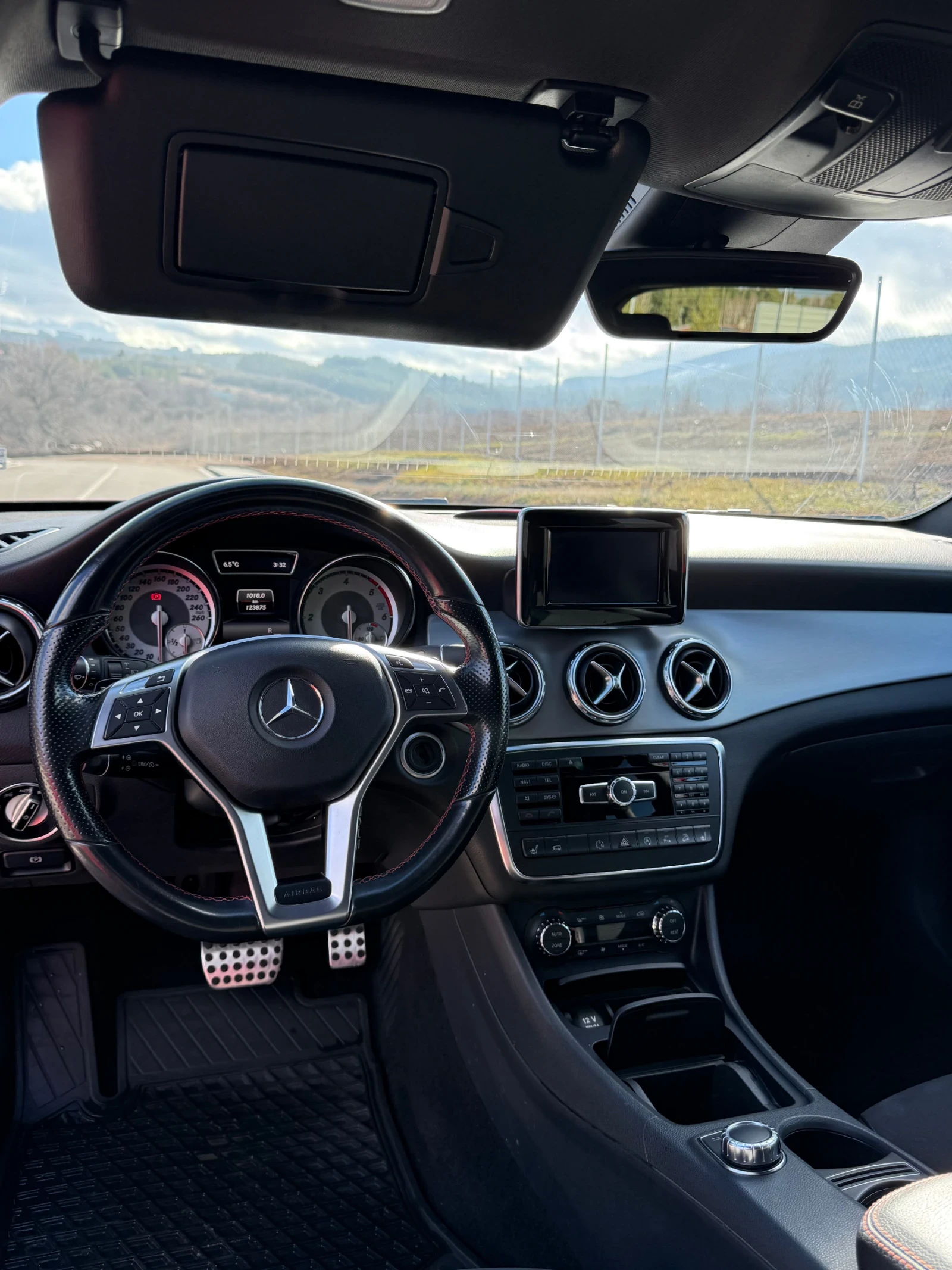 Mercedes-Benz GLA 200 AMG Line - изображение 7