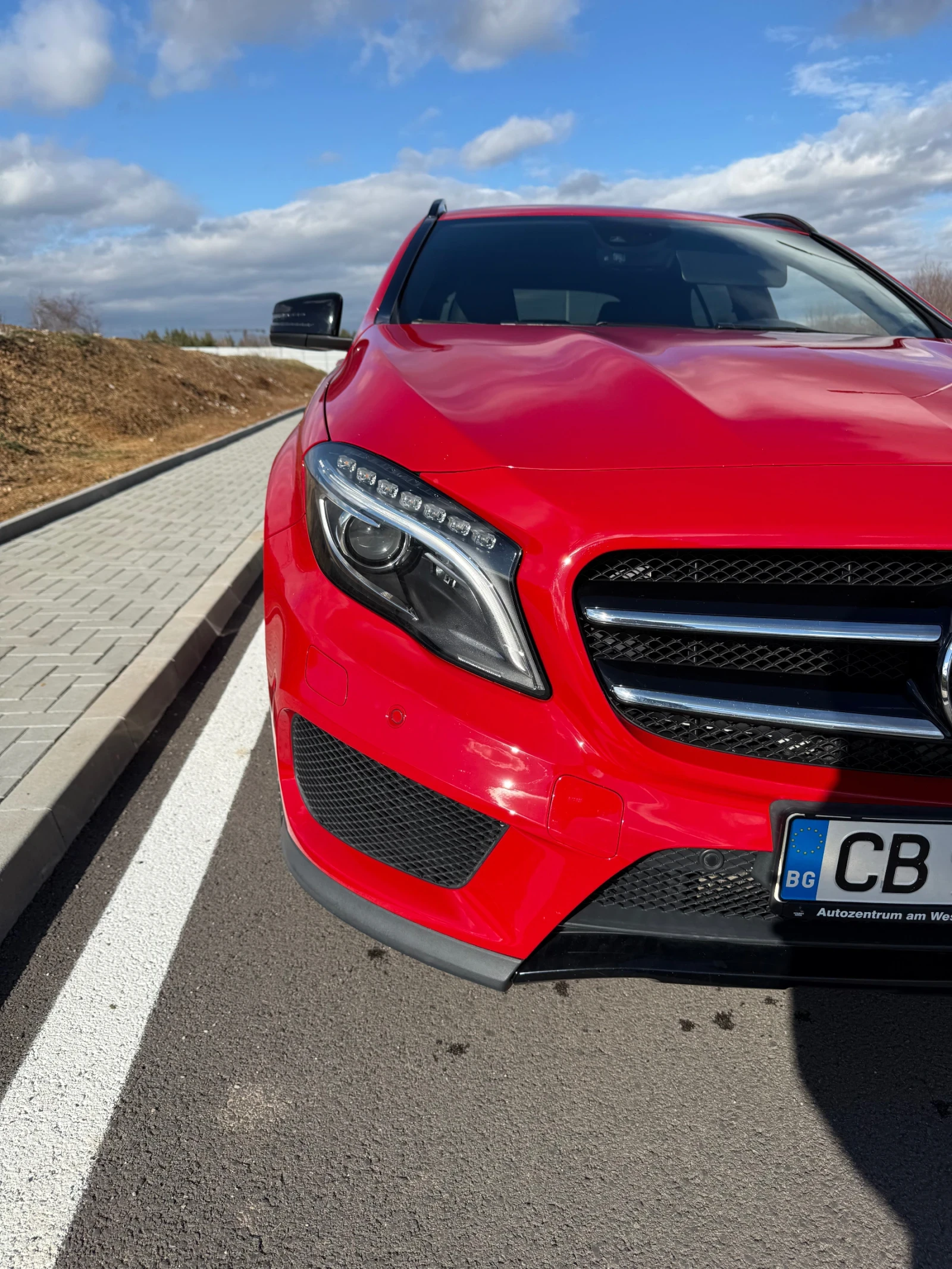 Mercedes-Benz GLA 200 AMG Line - изображение 6