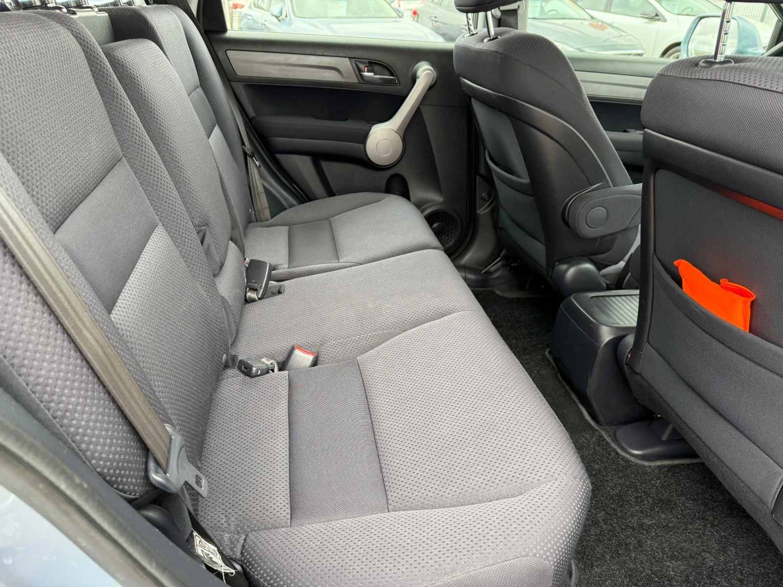 Honda Cr-v 2.0i CH 4x4 AUTOMAT, снимка 9 - Автомобили и джипове - 54367339