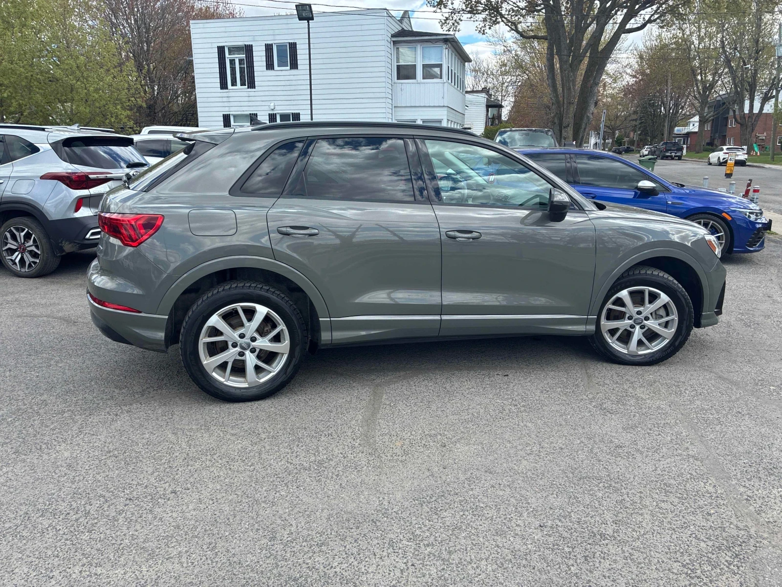 Audi Q3 ������� * �������� * ���� �� ������ * CARFAX | Mobile.bg � ����������� 3