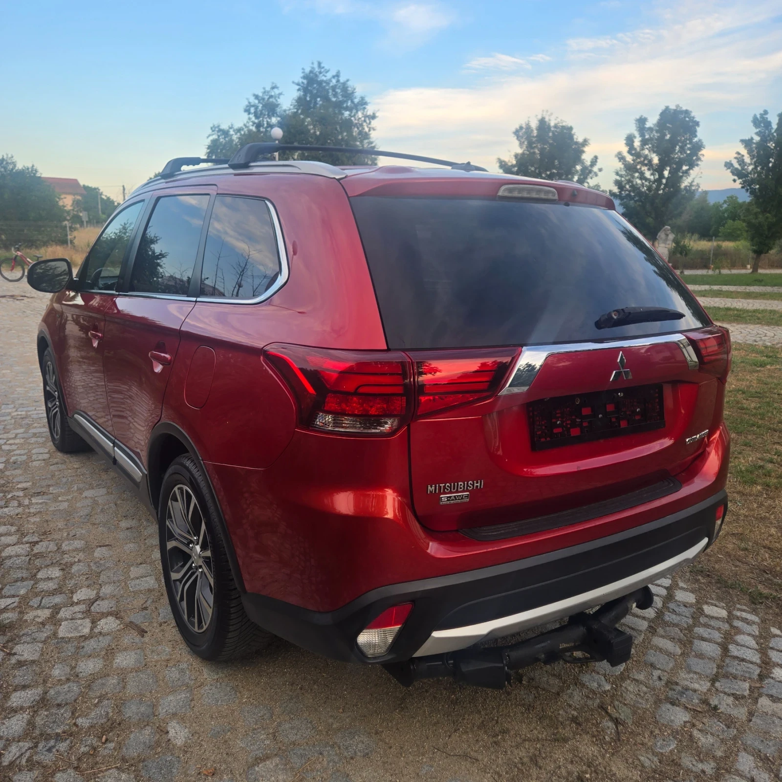Mitsubishi Outlander 3.0L GT S-AWC PLATINUM FULLY EQUIPPED , снимка 7 - Автомобили и джипове - 54862307