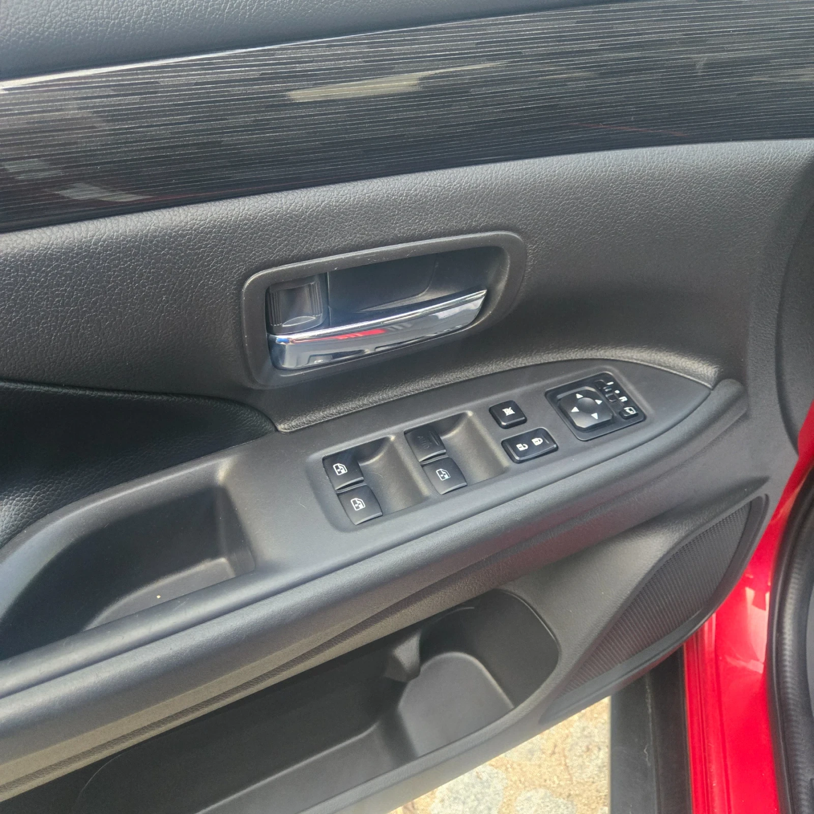 Mitsubishi Outlander 3.0L GT S-AWC PLATINUM FULLY EQUIPPED , снимка 11 - Автомобили и джипове - 54862307