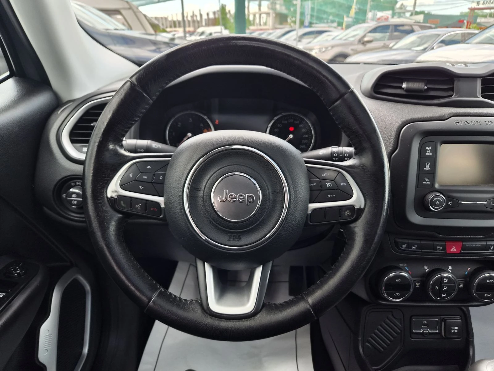 Jeep Renegade 1.6D-ПАНОРАМА-FACE LIFT, снимка 9 - Автомобили и джипове - 54918204