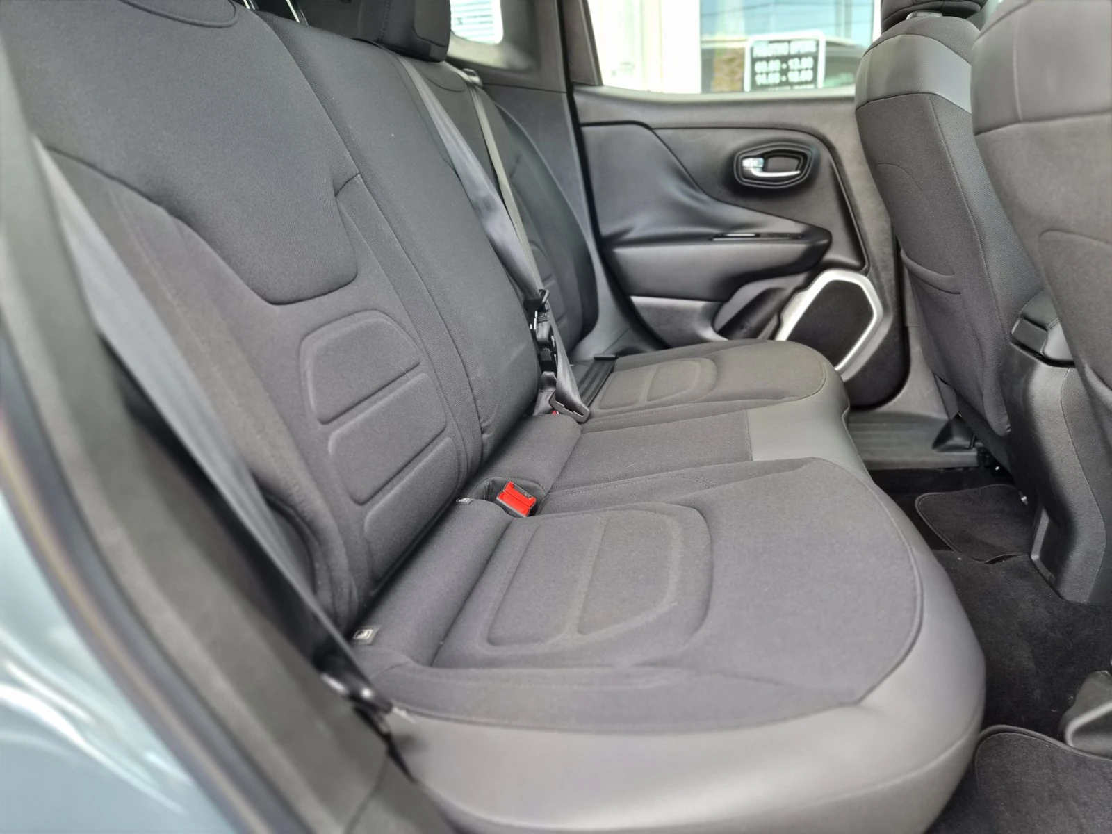 Jeep Renegade 1.6D-ПАНОРАМА-FACE LIFT, снимка 13 - Автомобили и джипове - 54918204