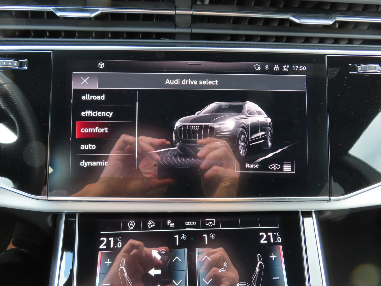Audi Q8, снимка 8 - Автомобили и джипове - 56420403