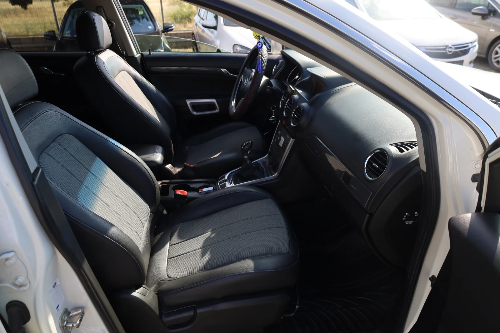 Opel Antara, снимка 12 - Автомобили и джипове - 55660872