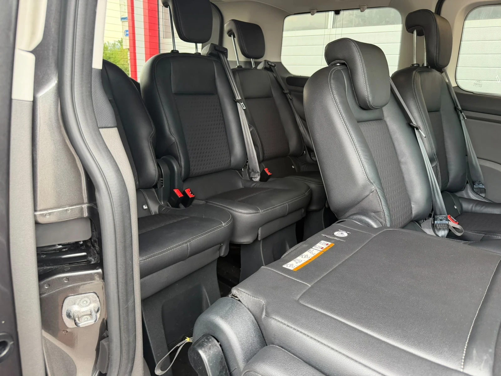 Ford Transit Custom 2.0D SPORT AUTOMATIK NAVI KAMERA 8-МЕСТЕН EVRO 6D , снимка 16 - Бусове и автобуси - 55709444