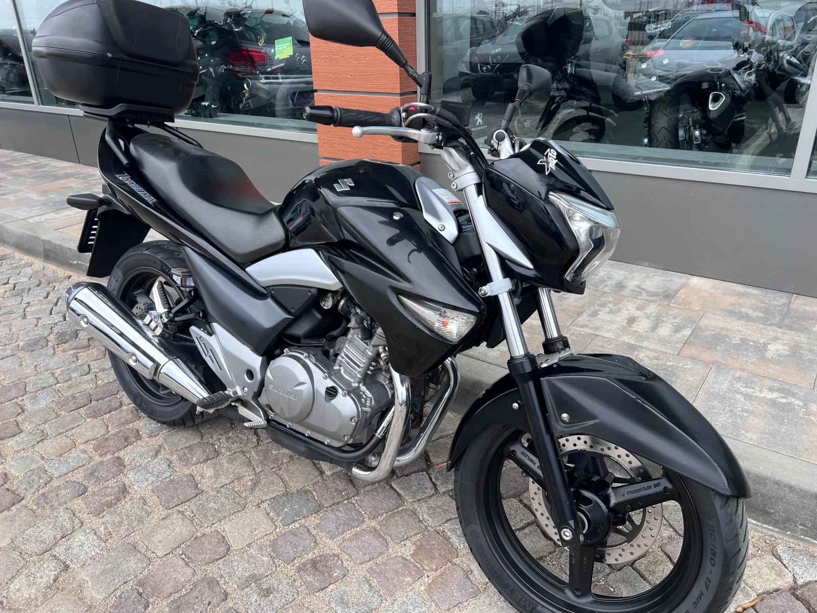 Suzuki Inazuma 250i - изображение 2